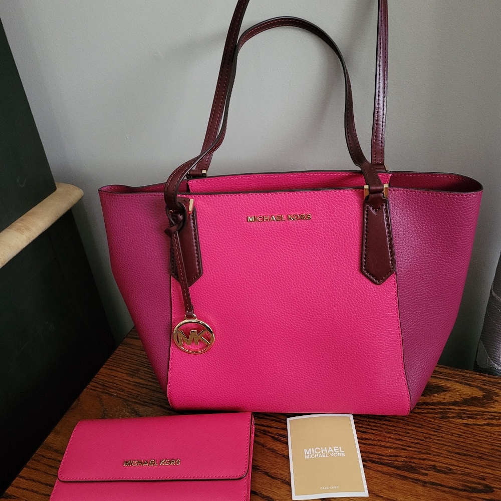 Michael Kors purse and wallet